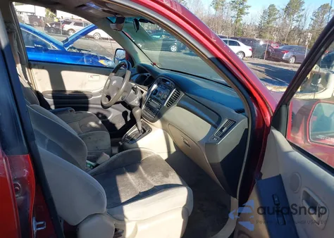 2001 Toyota Highlander from USA, damaged, VIN JTEHD21A310001960